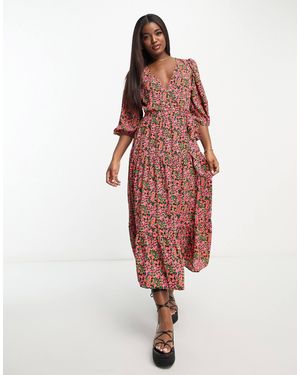 Glamorous – gestuftes maxi-wickelkleid mit rosenmuster - Rot