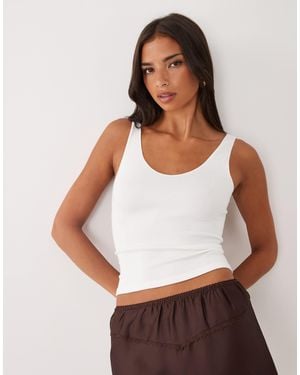 ASOS Seamless V Front & Back Vest - White