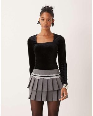 New Look Square Neck Velvet Bodysuit - Black