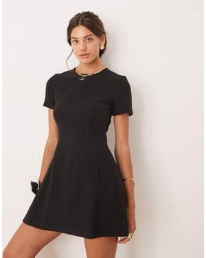 ASOS Superzachte Uitlopende Mini Jurk Met Korte Mouwen - Zwart