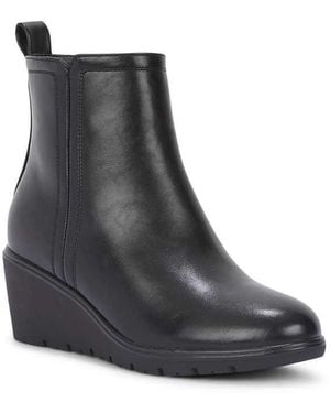 SEQWL Wedge Heel Ankle Booties With Cleated Sole And Pull Tab - Black