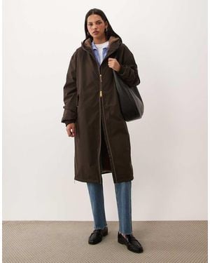 Regatta Heritage Waterproof Changing Robe - Brown