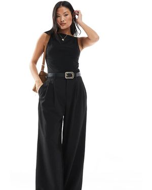 Stradivarius Petite Pleated Wide Leg Trousers - Black