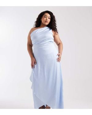 Tfnc Plus Vestido De Dama De Honor Largo Asimétrico Con Falda Cruzada De Satén De - Azul