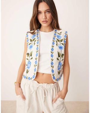 Y.A.S Chaleco Color Crema Y Azul De Estilo Boho Con Diseño Abierto Y Bordado Floral De - Blanco