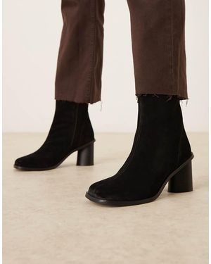 ASOS Rex Suede Round Toe Ankle Boots - Black