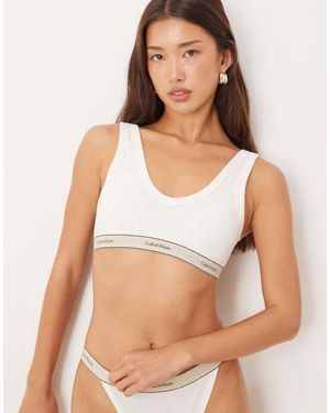 Calvin Klein Sujetador Luminoso Triangular Con Forro Ligero De Algodón Heritage Cotton De - Blanco