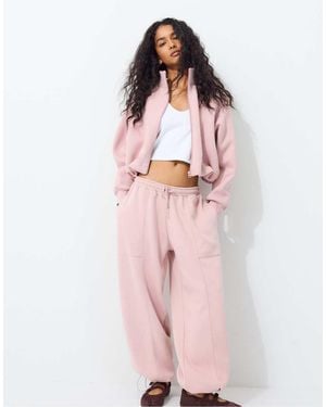 Stradivarius Hoogsluitende Cropped Sweatshirt - Roze