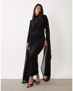 DASKA Bodycon Maxi-Jurk Van Slinky Mesh Met Cape-Detail - Wit