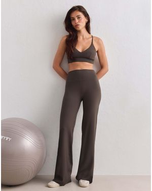 Aim'n Legging petite coupe droite sense en lierre foncé - Vert