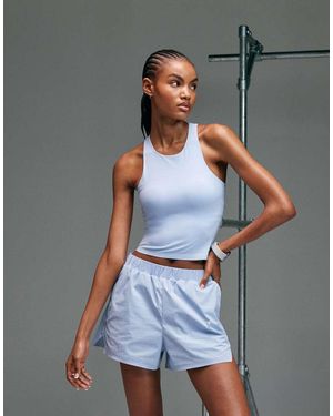 4505 Premium Internal Support Running Vest With Bonded Seams And Zip Phone Pocket - Grey