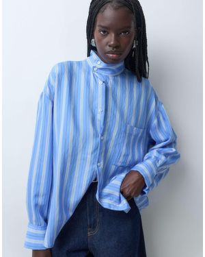 Mango Bluse mit stehkragen, langarm und em streifenmuster - Blau