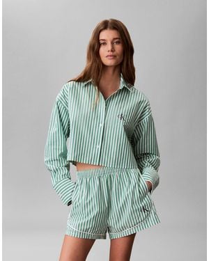 Calvin Klein – kurz geschnittene popeline-hemdbluse - Grün