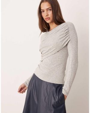 Gina Tricot Long Sleeve Ruched Slim Fit Drapey Top - Grey