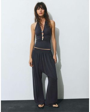 Pull&Bear – relaxed-fit-hose aus cupro - Weiß