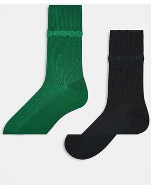 Monki Pack De 2 Pares De Calcetines Tobilleros De Color Negro Y Verde Con Volante Festoneado De