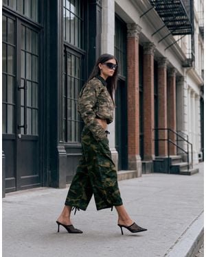 Lioness Exklusive frankie caprihose mit bindedetail und weitem bein im military-muster - Mettallic