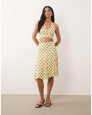 Missy Empire Slinky Wrap Detail Halterneck Top Co-ord - Natural