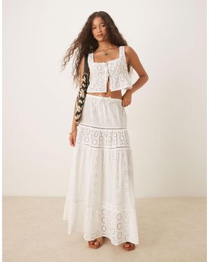 Iisla & Bird Broderie Maxi Tiered Beach Skirt Co-ord - Natural
