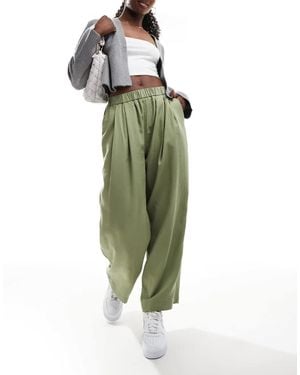 ASOS Premium Casual Pull On Trousers With Pleat Detail - Green