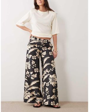 Jdy Pantalones Negros De Pernera Ancha Con Estampado Floral Color Crema De - Blanco