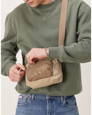 Calvin Klein Workwear Camera Bag - Green