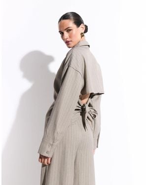 Kaiia Exclusive Open Tie Back Shirt - Natural