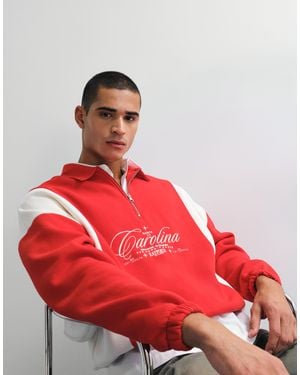 ASOS Sweat décontracté à col zippé avec empiècements effet coupés-cousus et imprimé brodé - Rouge