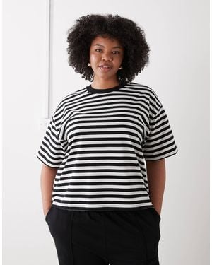 Noisy May Boxy Tee - Gray