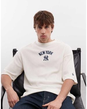 KTZ Ny Yankees Logo Waffle Boxy Fit T-Shirt - Natural
