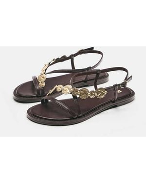 Pull&Bear Platte Sandalen Met Bandjes - Bruin