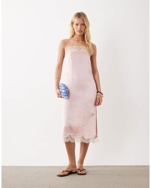 ARKET Robe nuisette mi-longue avec dentelle - clair - Blanc
