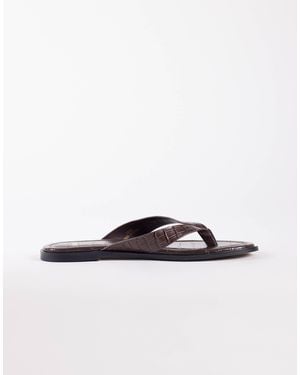 schuh Thailand Flip Flop - White