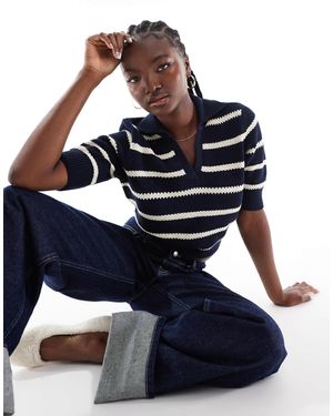 Vero Moda – gestreiftes polo-oberteil aus baumwollstrick - Blau