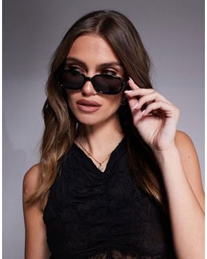 Quay Quay Could Never Slim Round Sunglasses - Black