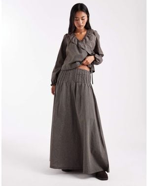 Daisy Street Drop Waist Pintuck Maxi Skirt - Brown