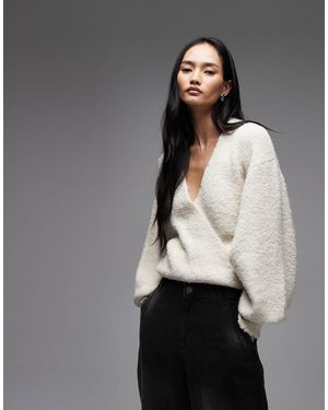 ASOS – gestrickter bouclé-wickelpullover - Grau