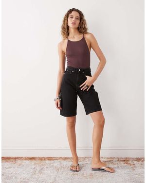 Weekday Pantalones Cortos Vaqueros Negros De Talle Alto De Curve - Neutro