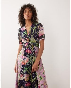 Hope & Ivy Wrap Bust Midi Tea Dress - White