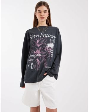 ASOS Long Sleeve T-Shirt With Siren Sounds Graphic - Blue