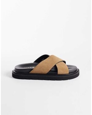 Walk London Cross Strap Sandals - Brown