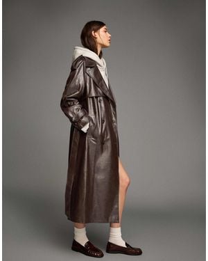 Bershka – trenchcoat aus kunstleder - Grau