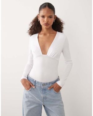 4th & Reckless Slinky Long Sleeve Plunge Bodysuit - White