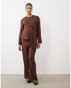Mama.licious Mamalicious maternity ensemble 2 pièces pantalon large en jersey côtelé brun rouille - Marron