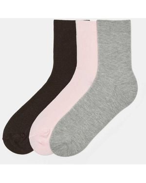 Pull&Bear Pack Of Ribbed Socks - White