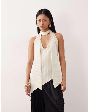 ASOS Top Color Crema Plisado De Corte Alargado Asimétrico Con Cuello Ancho Y Detalle De Fular De (Parte De Un Conjunto)-Blanco