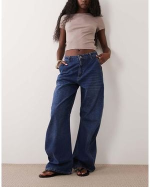 ASOS Extreme Curved Leg Jean - Blue