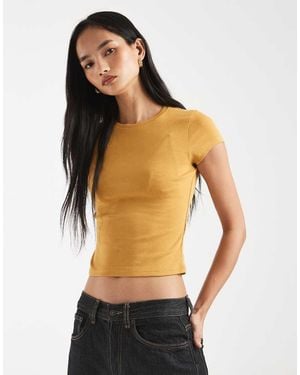 New Look Camiseta Amarillo Oscuro Con Diseño Encogido De