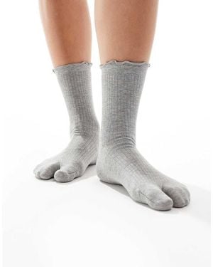 ASOS Ribbed Frill Trim Split Toe Socks - White