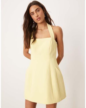 Bardot Vestido Corto Con Cuello Halter De Corte Reloj De Arena Nevelle De - Amarillo